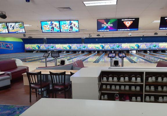 Thomaston Lanes