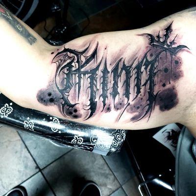 Custom tattoo font and style