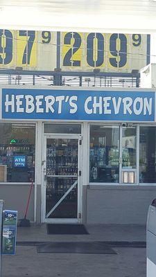 Hebert's Chevron