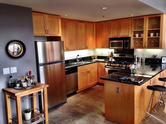 Lovely chef's kitchen in SOMA loft unit