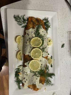 Salmon with lemon caper sauce