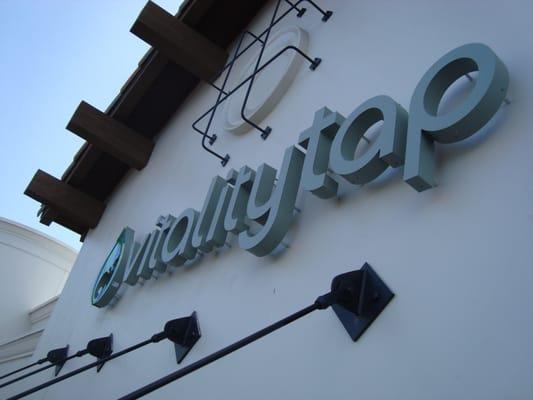 Vitalitytop  halo effect channel letter  mastersignsmi.com