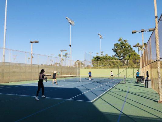 Beach City Tennis Adult Tennis Clinics