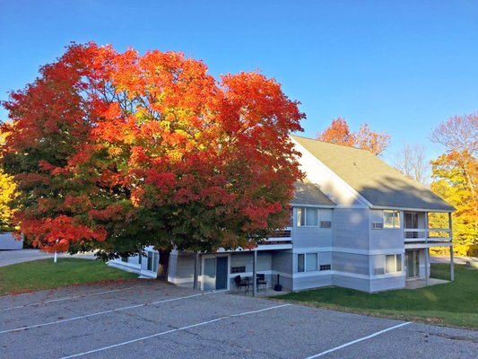 A fall day at Killington Center Inn and Suites.