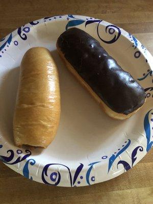 Sausage roll and eclair (Bavarian creme)