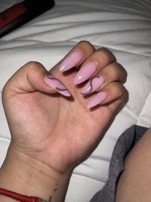 Perfect! Full set almond shape! In love