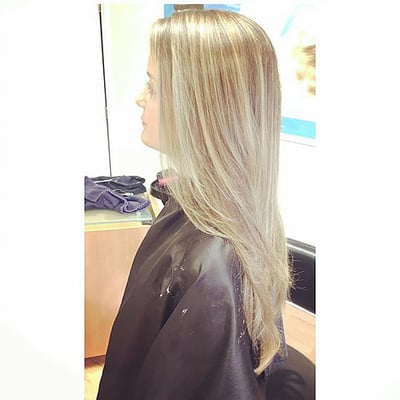 Natural looking balayage by Kelly!