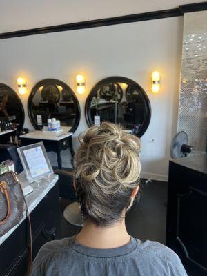 Simone did an updo for a wedding and she did a wonderful job! Loved her so much!