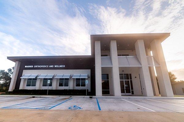 Newly developed Warner Orthopedics & Wellness