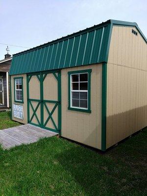 Amish Built Barn