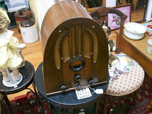 A couple working antique radios from the 1930's are available.