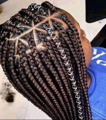 Square medium box braid