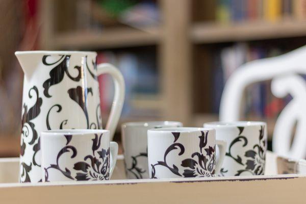 Black & White pitcher and mug set.