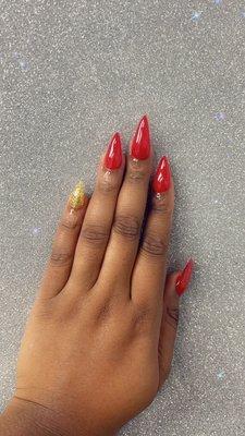 Acrylic nails