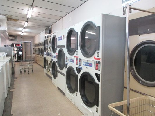 Lots of dryers. Tans ones dry a normal load in 16 minutes!