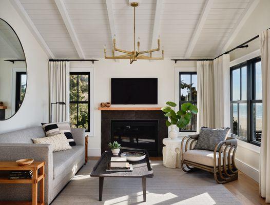 Oceanfront Cottage Living Room