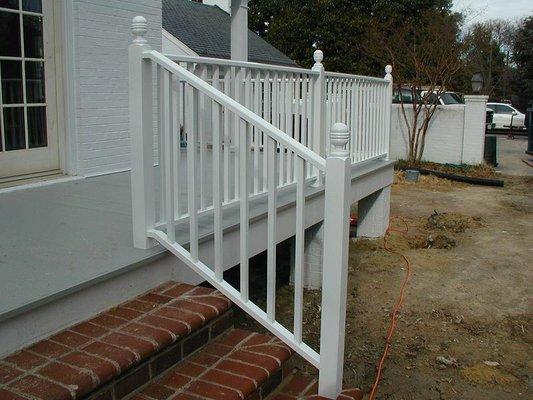 Custom powder coated aluminum rails.