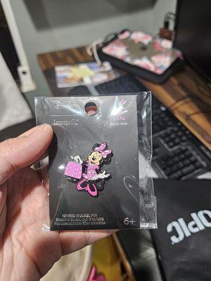 Minnie Mouse pin