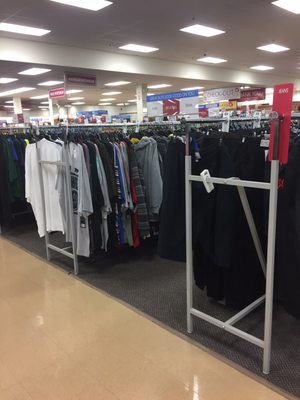 Burlington Coat Factory of Bridgewater -- Campus Plaza : 233 Broad Street / Route 18, Bridgewater             Interior