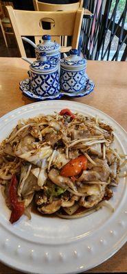 Drunken Noodles with chicken