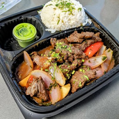 Lomo saltado