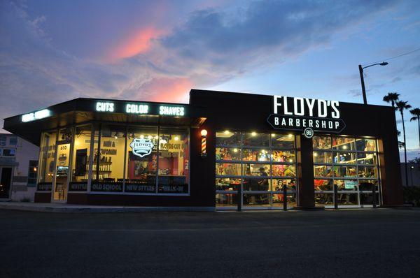 Floyd's Exterior