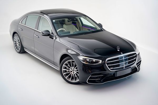 First Class Sedan: Mercedes S Class