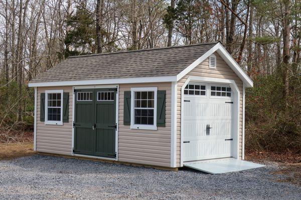 10x20 New England Garage