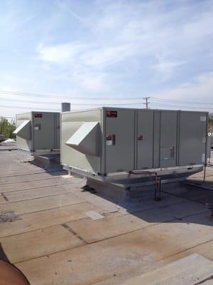 Commercial HVAC experts. We offer high efficiency units for your business