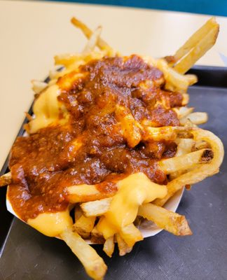 Chili cheese fries