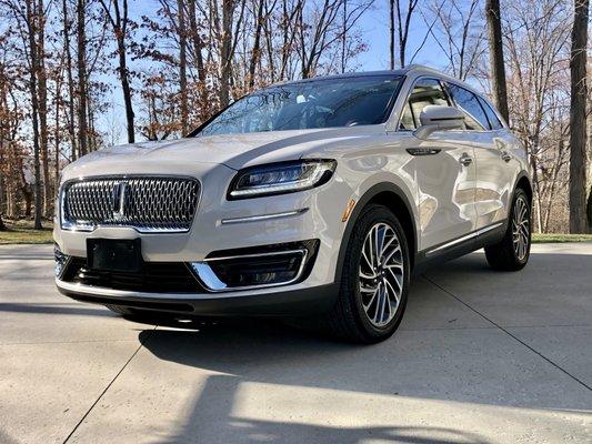 Lincoln Nautilus: Mild Paint Correction, Standard Interior Detail