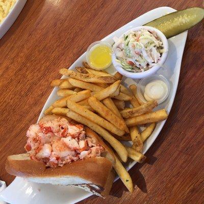 Naked lobster roll. Great choice if you're watching your extra fats. All on me for ordering it this way it was awkward to put on.