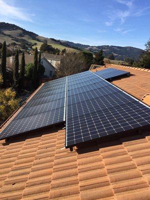 Residential solar design service by illuminei