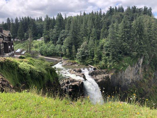 Snoqualmie Falls