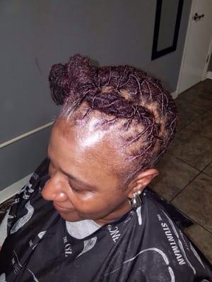 Creative protective loc style