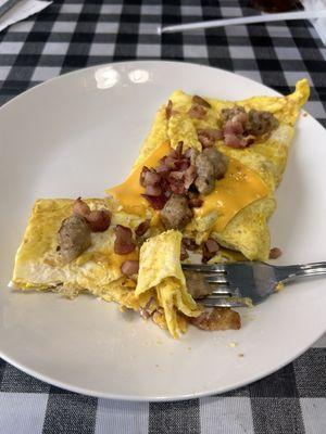 Meat lovers omelet