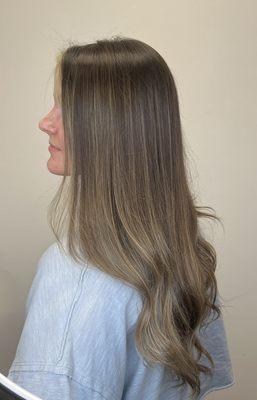 Dimensional brunette highlights.