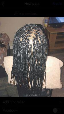 Small size box-braids bra-strap length