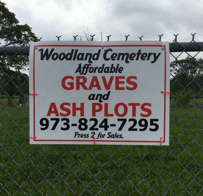 We also accept Green Burials: refer to rates of service on our website  www.woodlandcemeterynnj.org