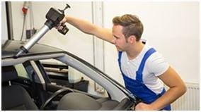 New England Mobile Auto Glass offers quality auto glass repair and windshield replacement for customers on the South Shore an...