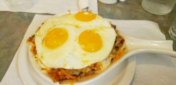 The Chubby's skillet is big.