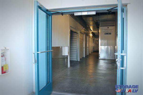 Call us to know more about our offers and specials! www.storageusalv.com 702.410.5400