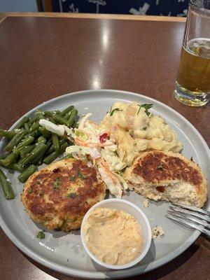 Crab cake dinner.