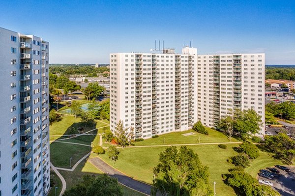 Enclave Silver Spring Apartments