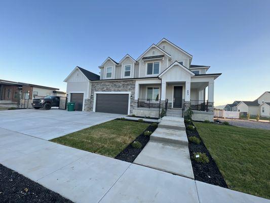 Fully landscaped front yard