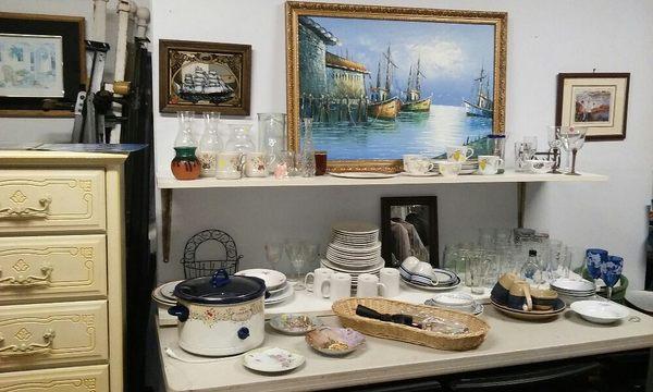 Housewares, modern and vintage