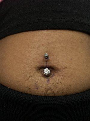 Belly piercing