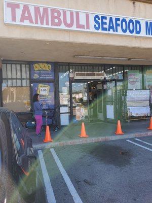 Tambuli Seafood Market