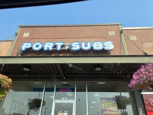 Port of Subs