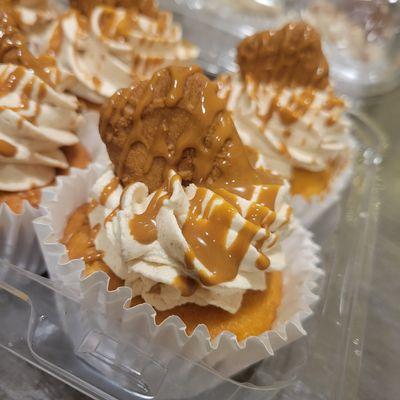 Cookie Butter Cupcakes